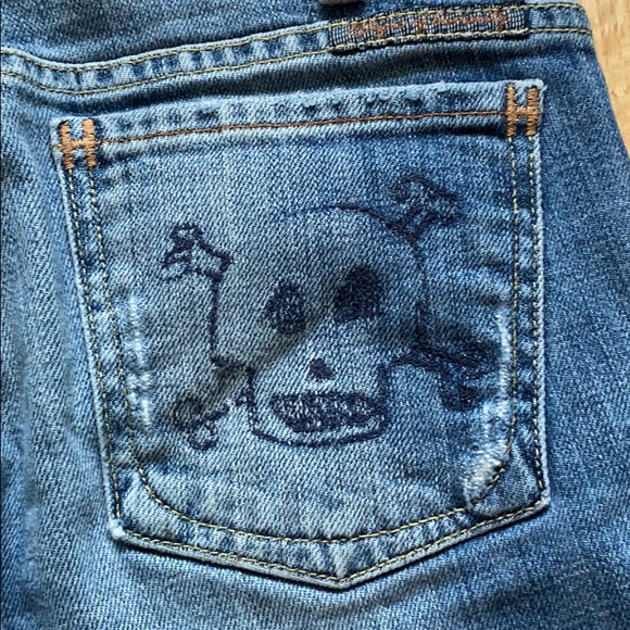Flare jeans with designed back pocket - Picture 4 of 5